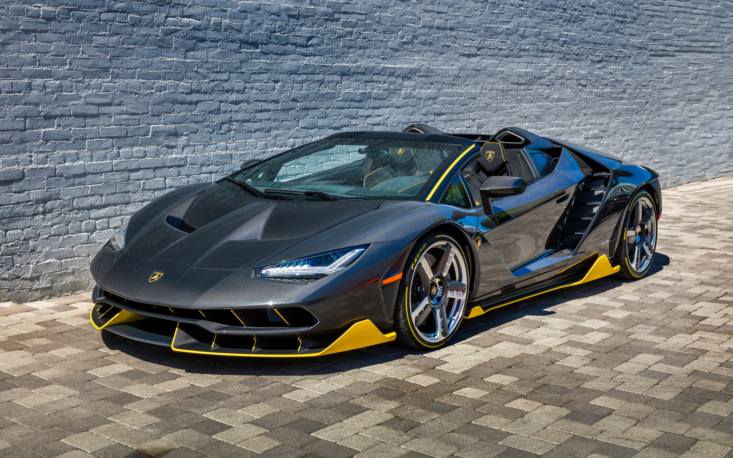 Lamborghini Centenario Roadster 4K233395551